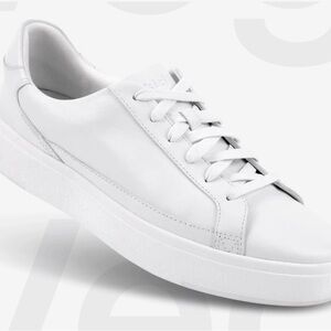 COPY - White Sneakers